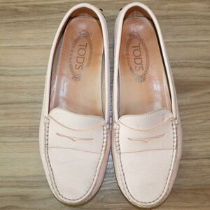 Tod's Women's Leather Gommino Loafers Light Pink SIZE 38 $775
